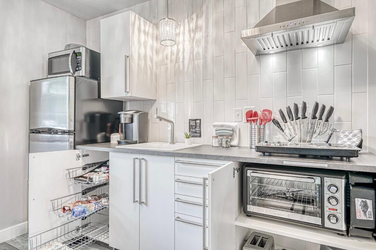 Lighthouse Kitchen Suites Near Auburn Waterloo I-69 Exit 334 Esterno foto